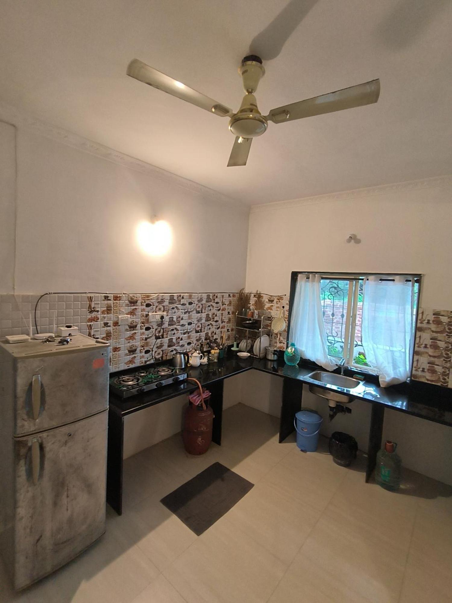 J-House, Spacious Apartments With Balconies, Thalassa 1Min Away Сиолим Номер фото